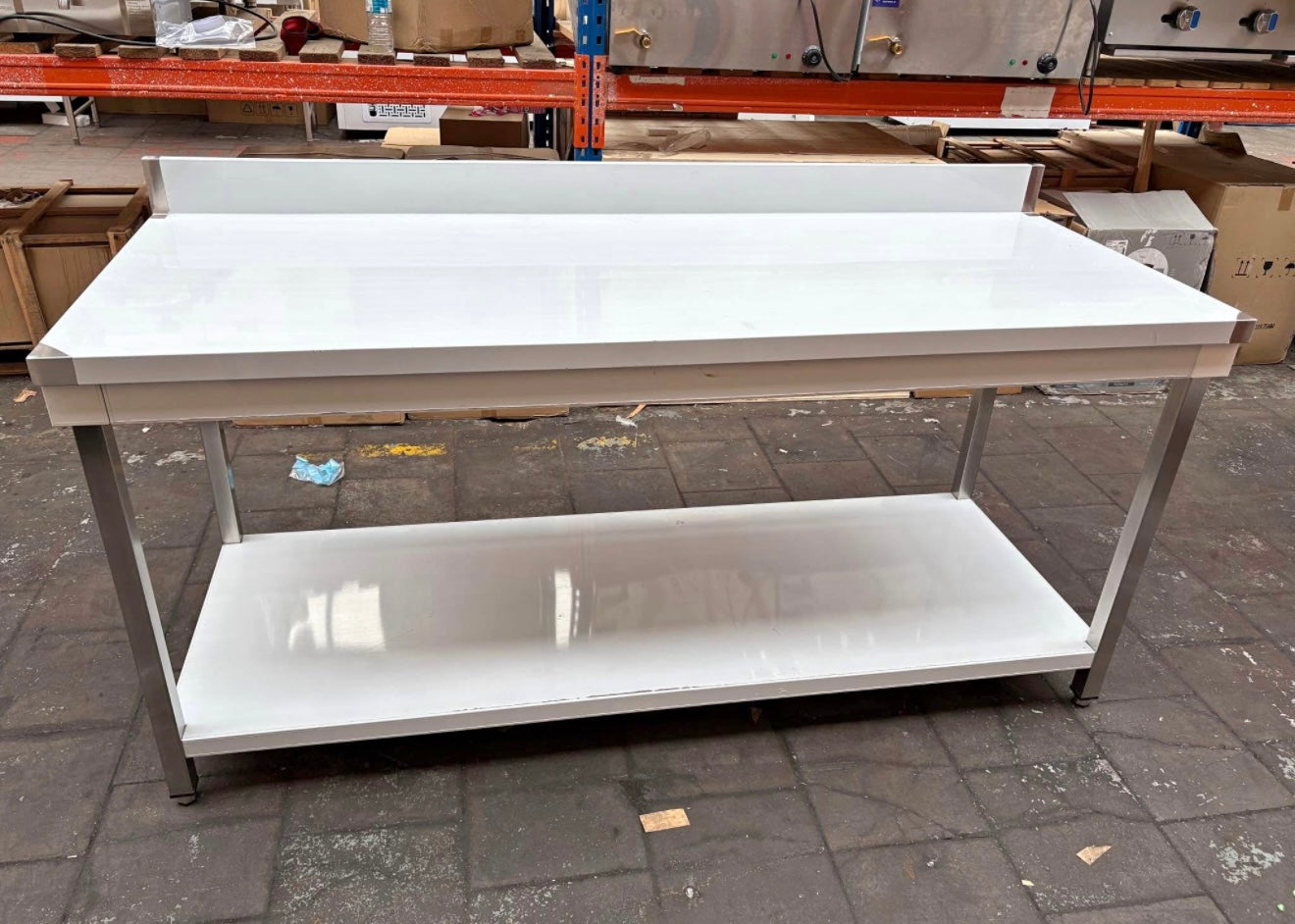 STAINLESS STEEL TABLE