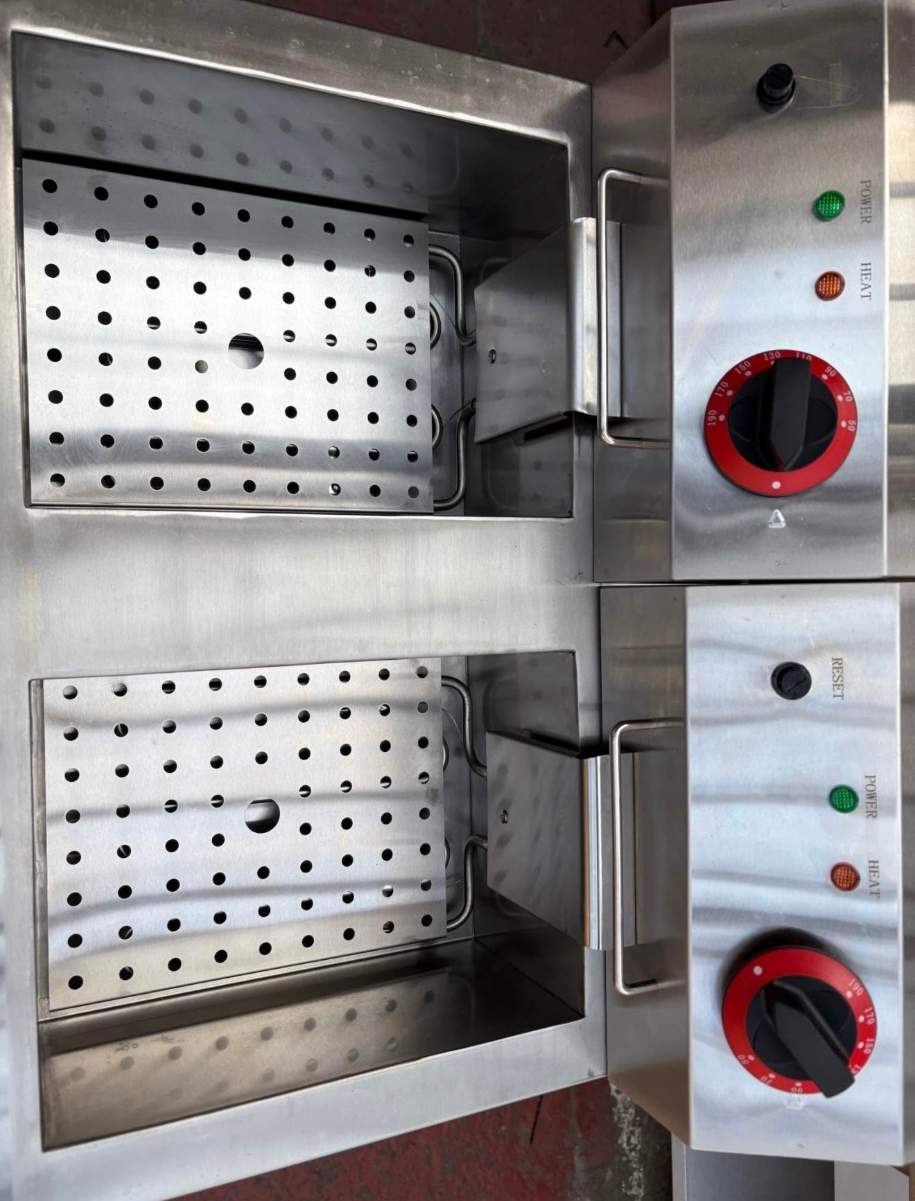 COUNTERTOP FRYER